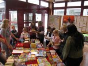 Bcherstand-der-Buchhandlung-Schieferle