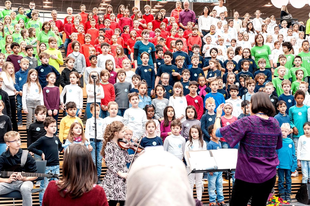 113-Stiftung-Singen-mit-Kinder-2018-11-221