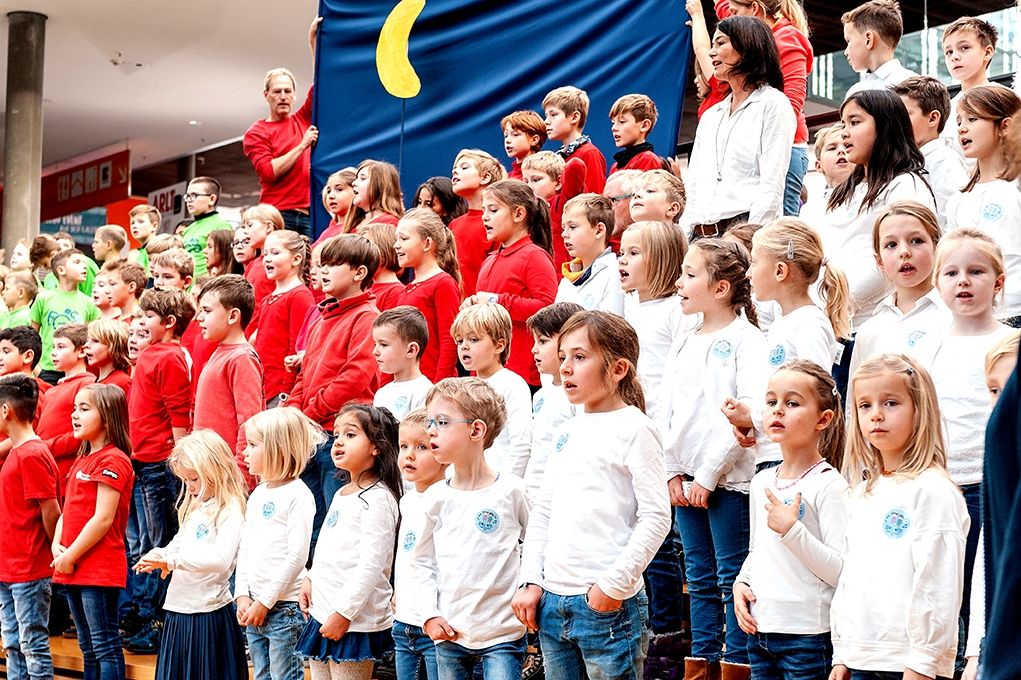 214-Stiftung-Singen-mit-Kinder-2018-11-221